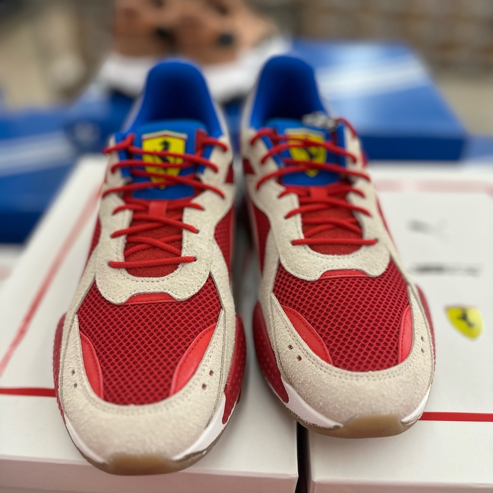Puma Ferrari Red Cream Sneakers with Breathable Mesh and Dynamic Design - Picture 2 of 3